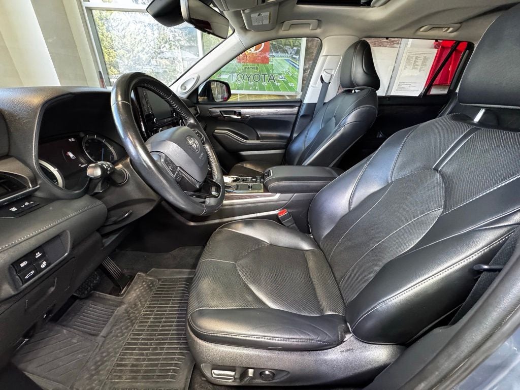 2021 Toyota Highlander Hybrid Limited