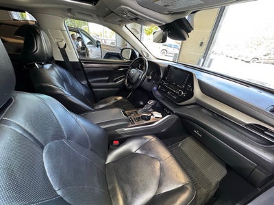 2021 Toyota Highlander Hybrid Limited
