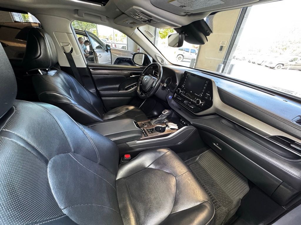 2021 Toyota Highlander Hybrid Limited