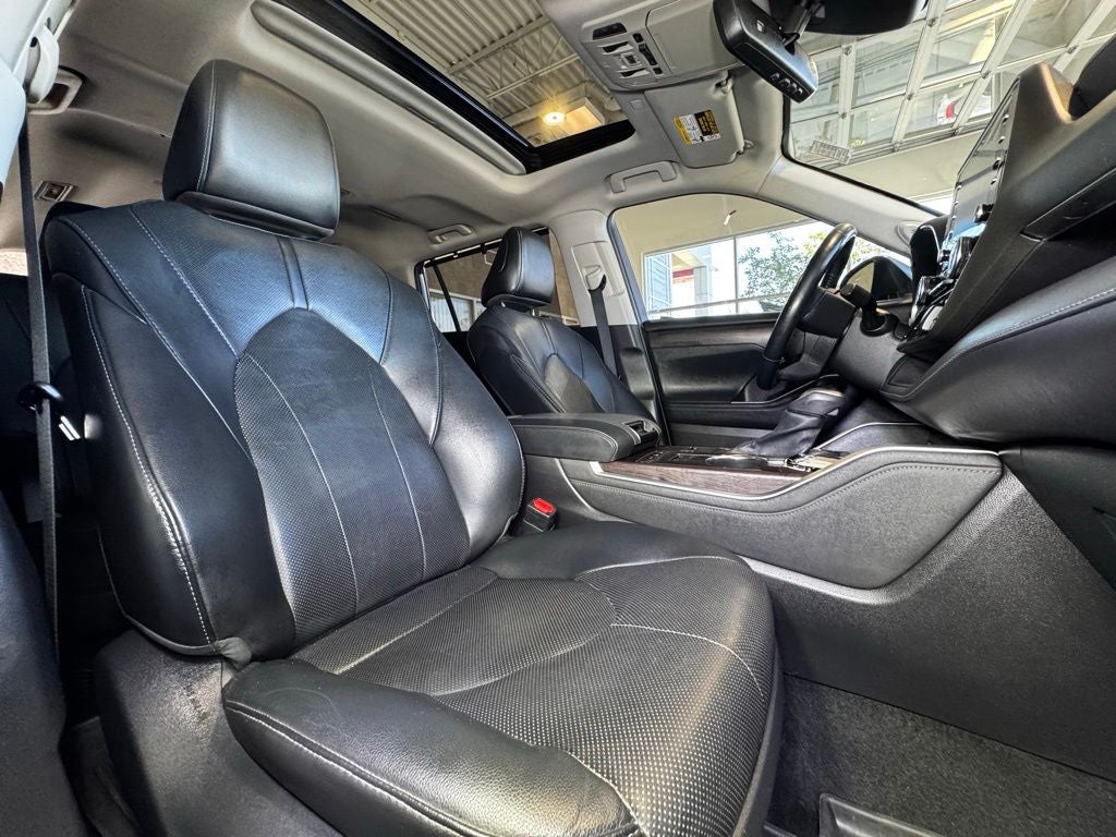 2021 Toyota Highlander Hybrid Limited