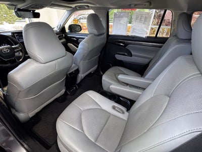 2020 Toyota Highlander Hybrid Limited