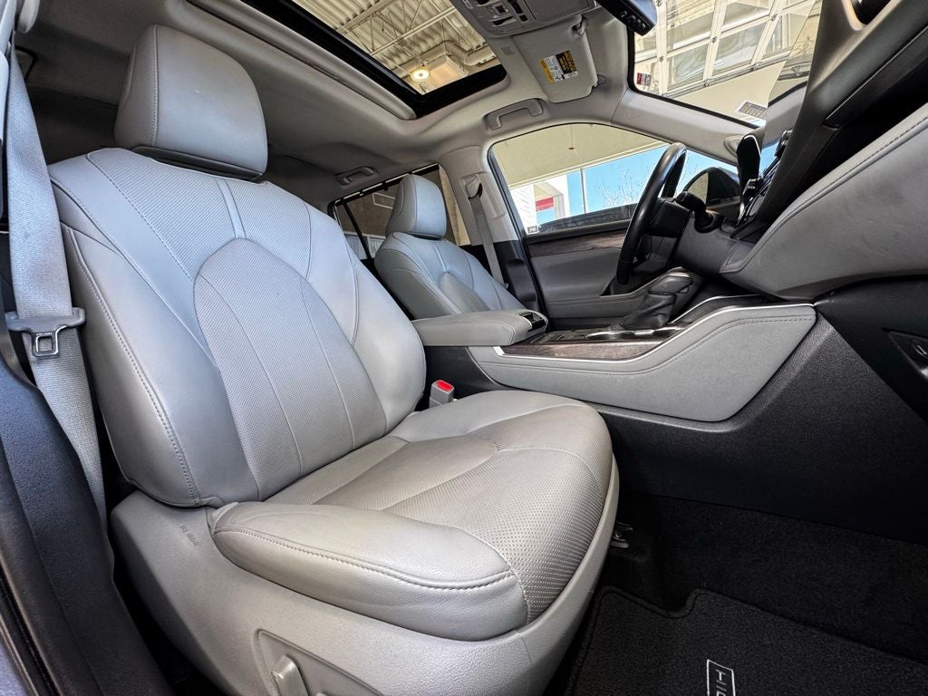 2020 Toyota Highlander Hybrid Limited