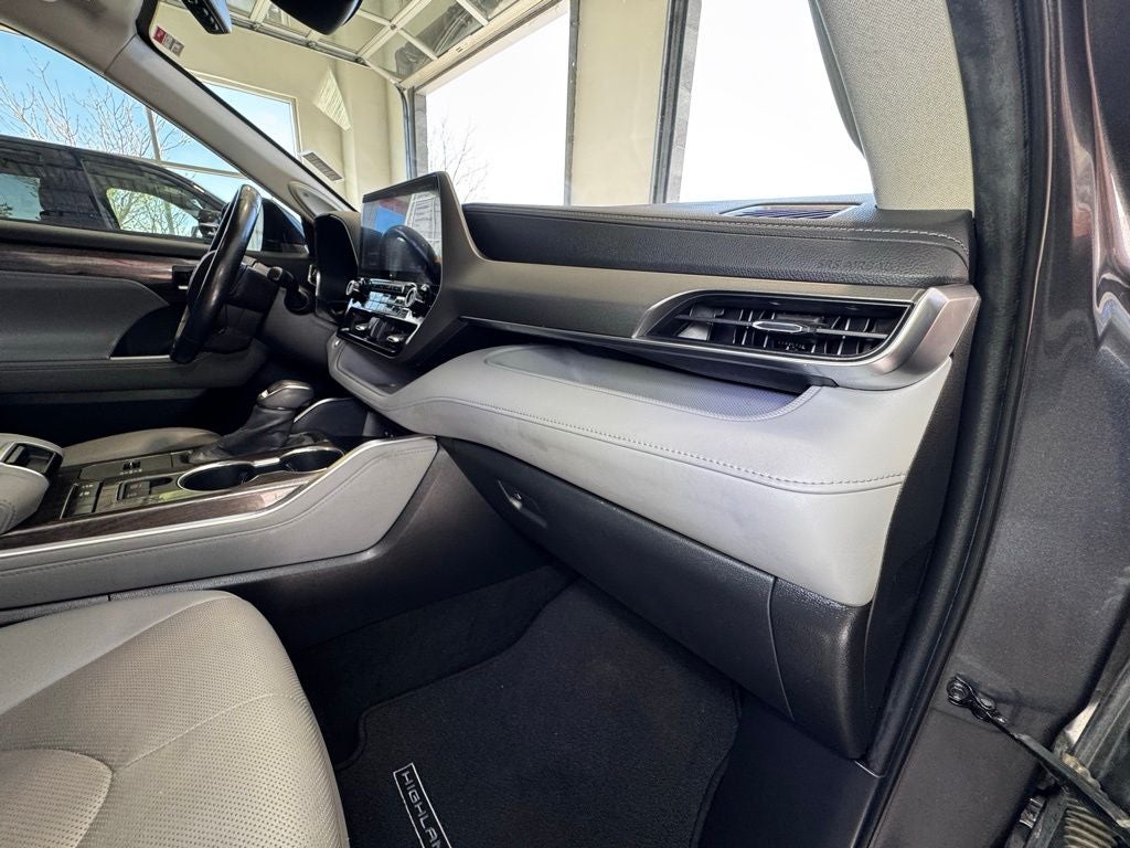 2020 Toyota Highlander Hybrid Limited