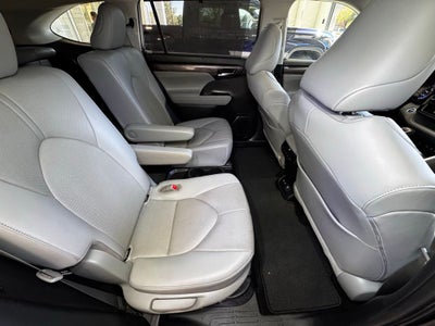 2020 Toyota Highlander Hybrid Limited