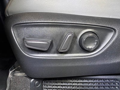 2025 Toyota Sienna XLE 8 Passenger