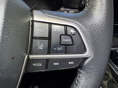 2025 Toyota Sienna XLE 8 Passenger