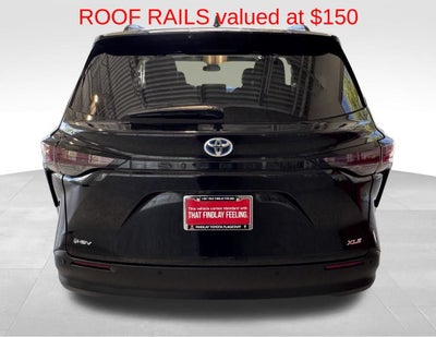 2025 Toyota Sienna XLE 8 Passenger
