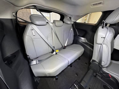 2025 Toyota Sienna XLE 8 Passenger