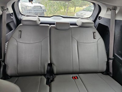 2025 Toyota Sienna XLE 8 Passenger