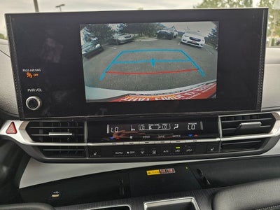 2025 Toyota Sienna XLE 8 Passenger