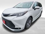 2025 Toyota Sienna XLE 8 Passenger