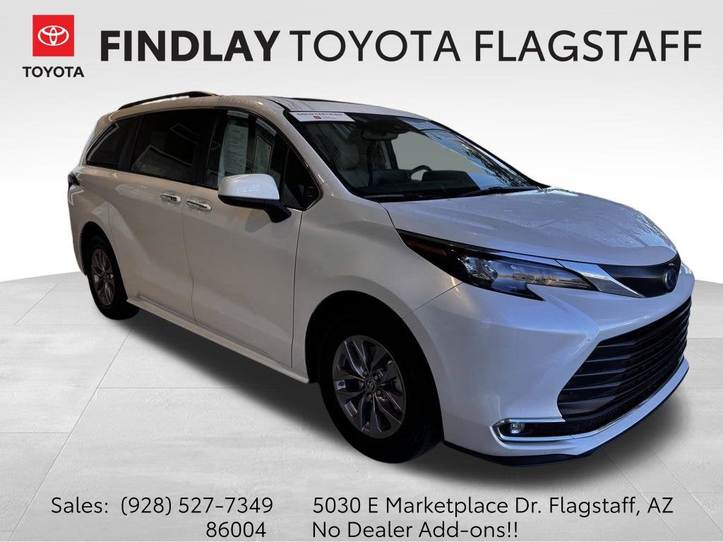 2024 Toyota Sienna XLE 8 Passenger