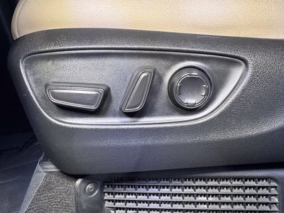 2024 Toyota Sienna XLE 8 Passenger