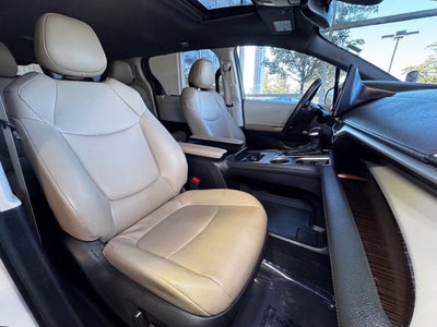 2024 Toyota Sienna XLE 8 Passenger