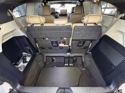 2024 Toyota Sienna XLE 8 Passenger