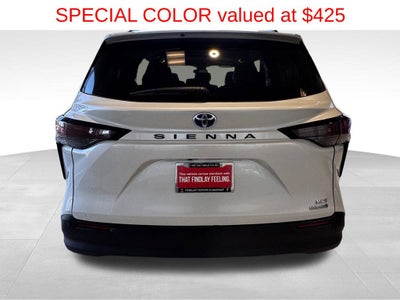 2024 Toyota Sienna XLE 8 Passenger