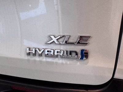 2024 Toyota Sienna XLE 8 Passenger
