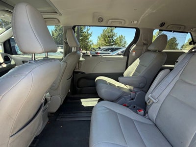 2020 Toyota Sienna XLE 8 Passenger