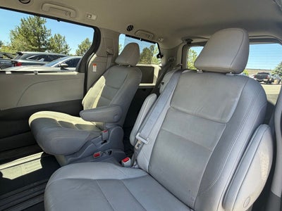 2020 Toyota Sienna XLE 8 Passenger