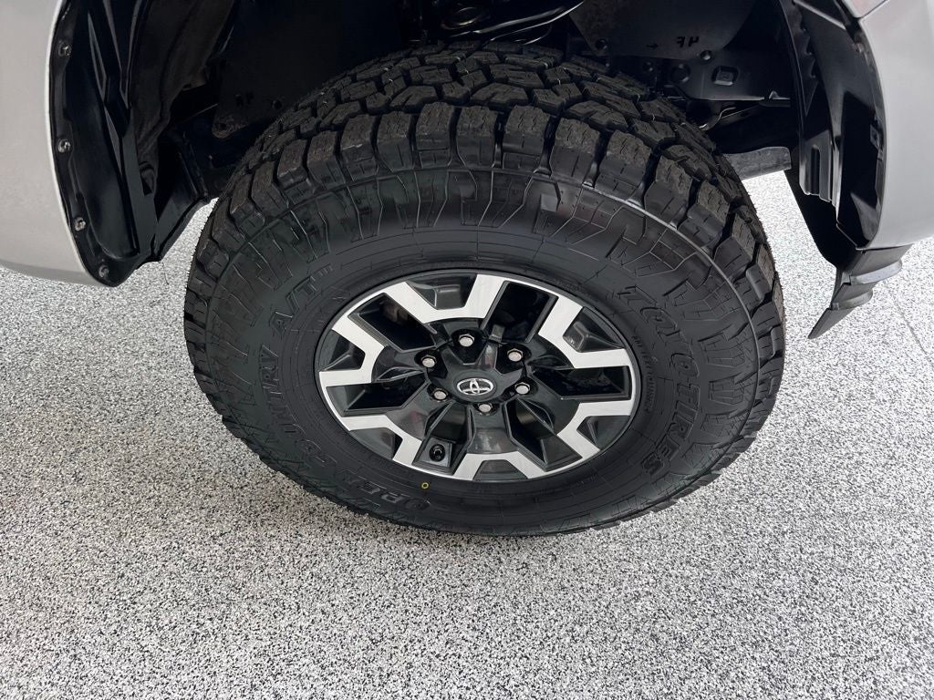 2021 Toyota Tacoma SR V6