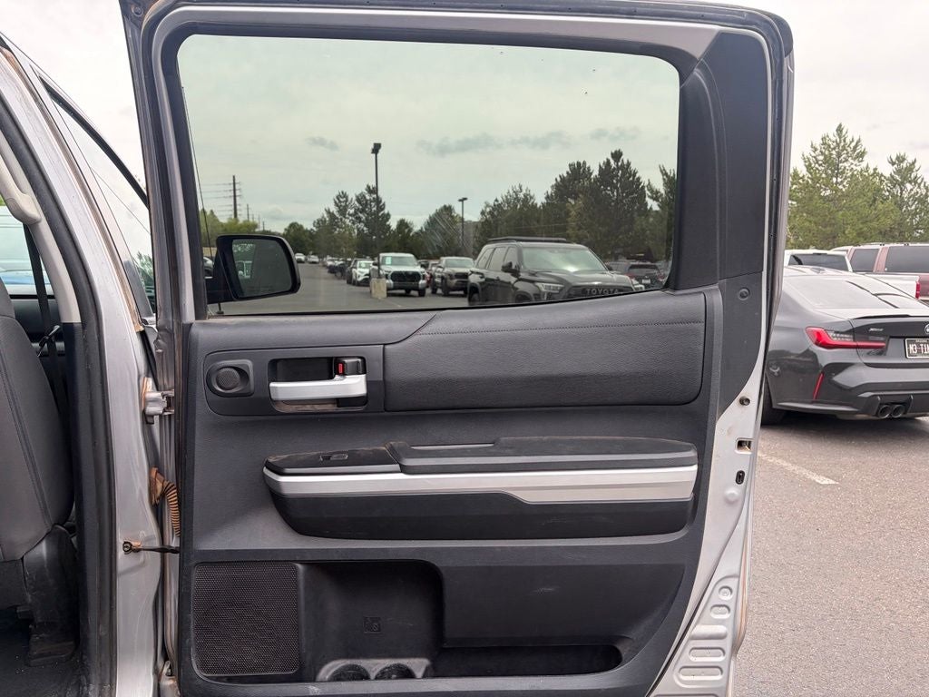2016 Toyota Tundra SR5