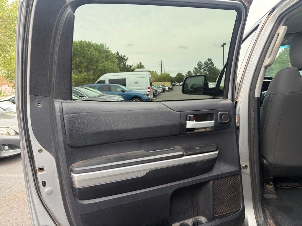 2016 Toyota Tundra SR5