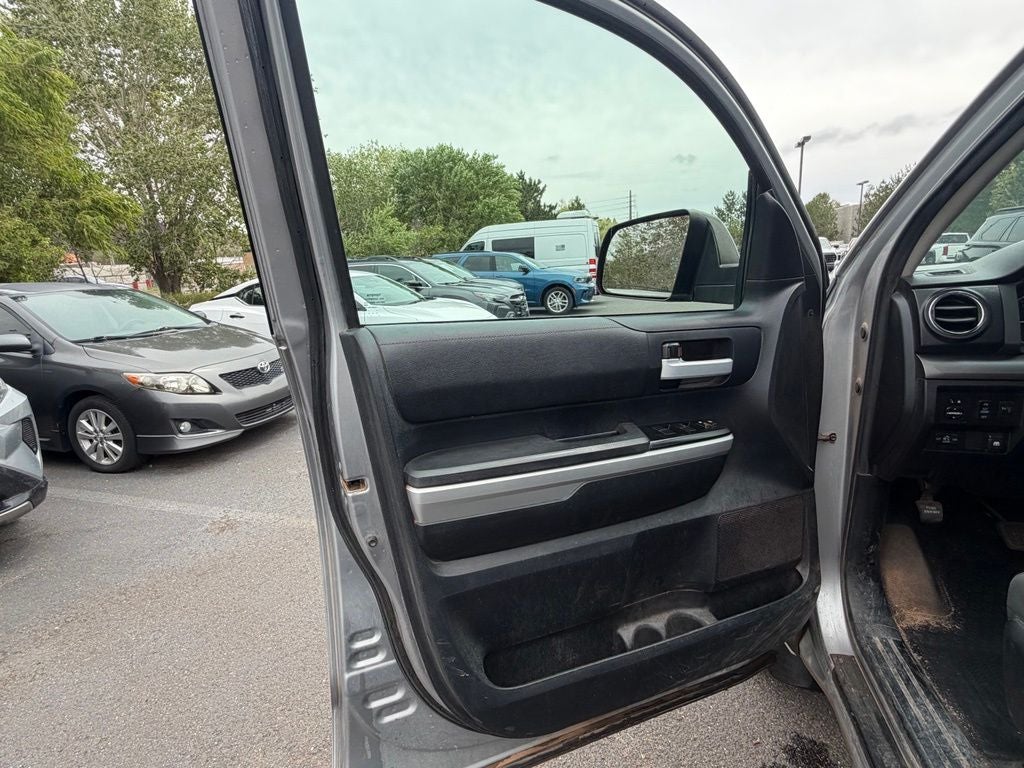 2016 Toyota Tundra SR5