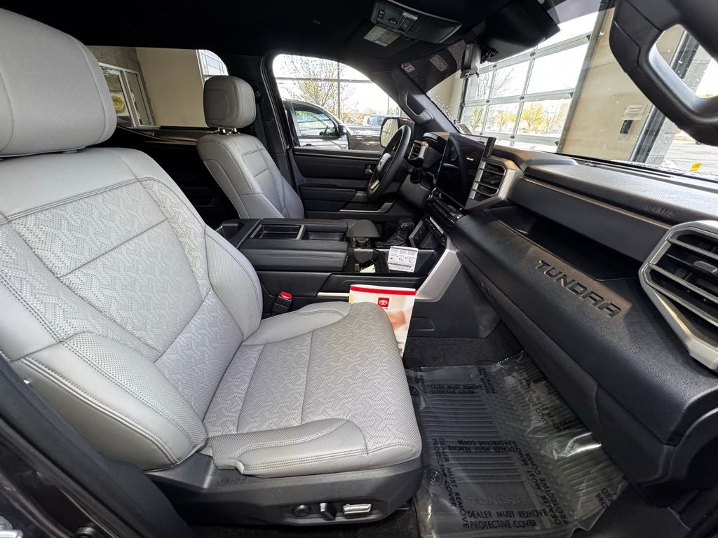 2025 Toyota Tundra SR5