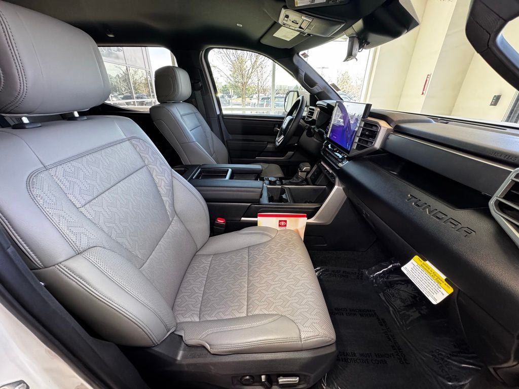 2025 Toyota Tundra SR5