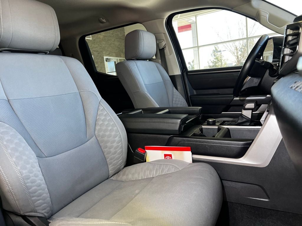 2022 Toyota Tundra SR5