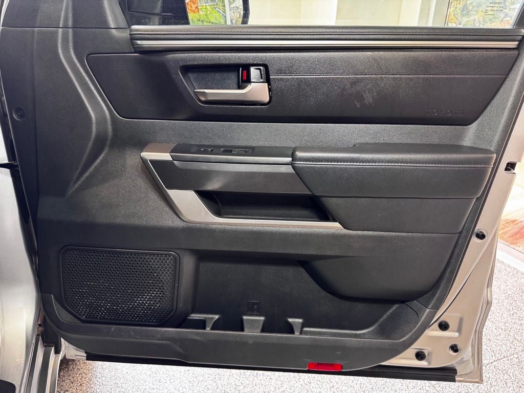 2025 Toyota Tundra SR5