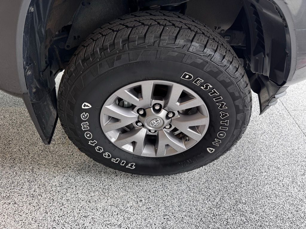 2017 Toyota Tacoma SR5
