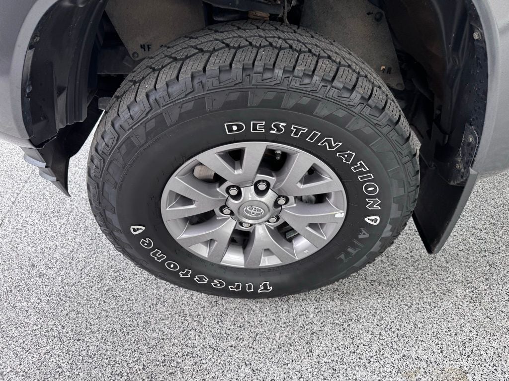 2017 Toyota Tacoma SR5