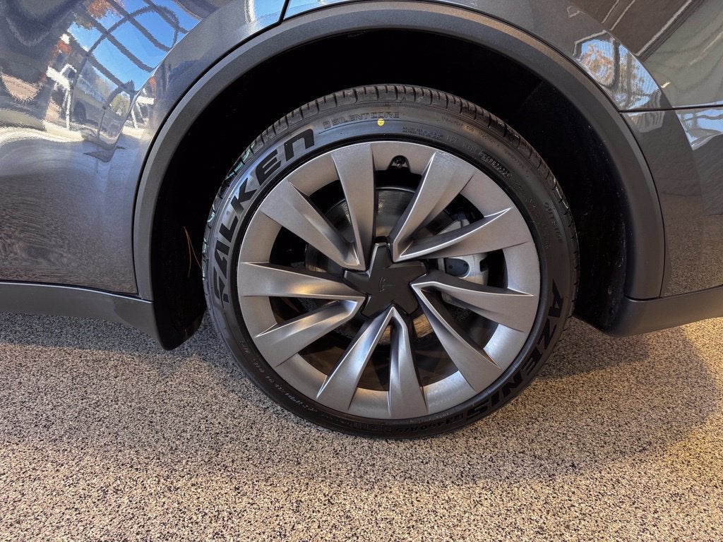 2026 Tesla Model Y Long Range