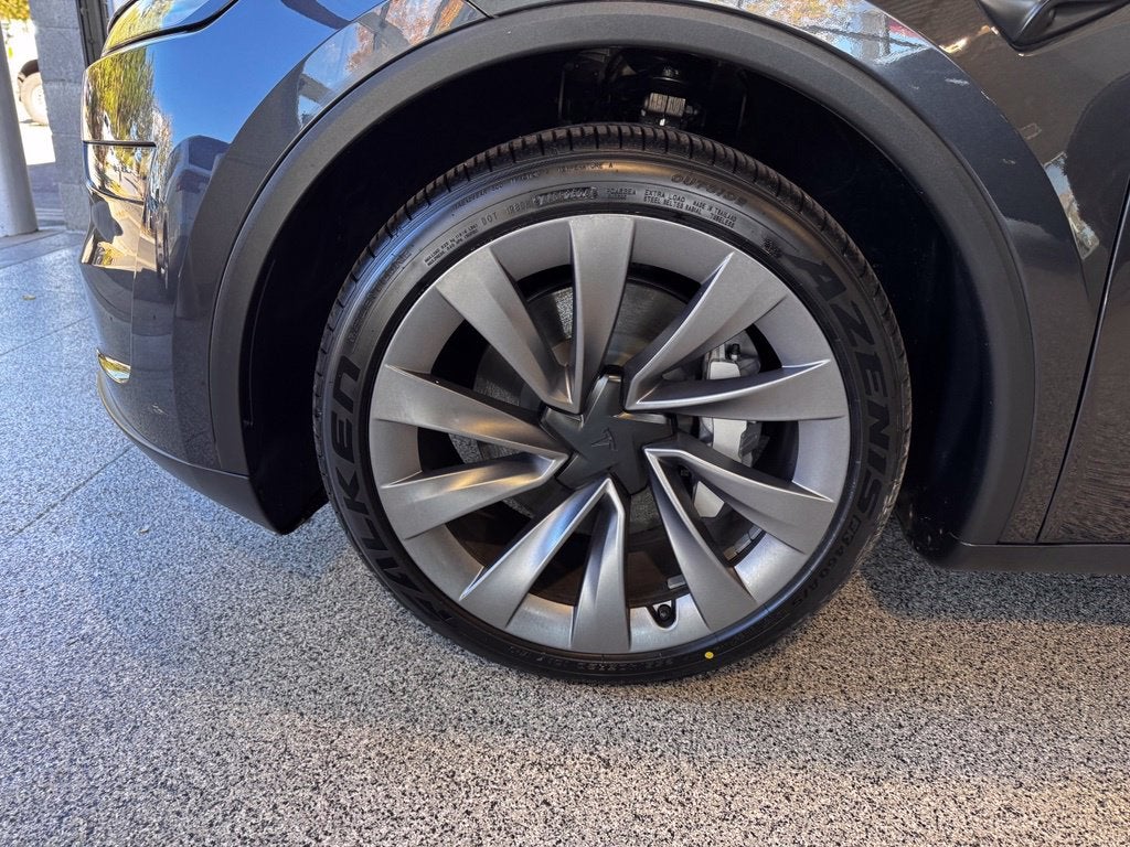 2026 Tesla Model Y Long Range