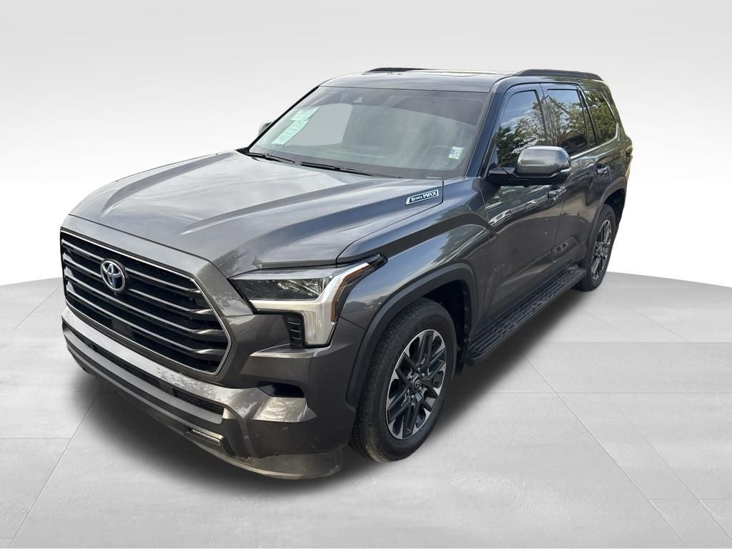 2023 Toyota Sequoia SR5