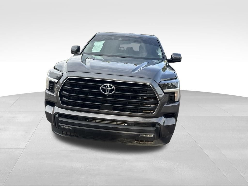 2023 Toyota Sequoia SR5