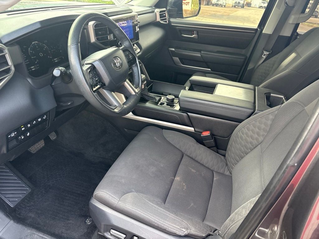 2023 Toyota Sequoia SR5