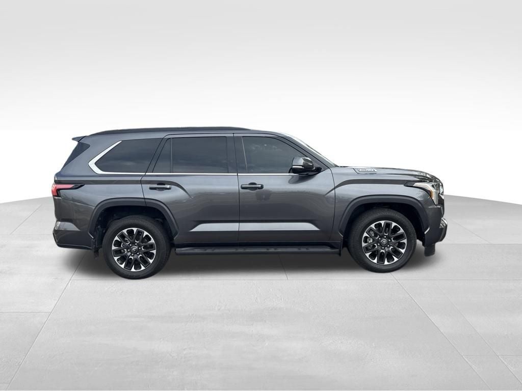 2023 Toyota Sequoia SR5