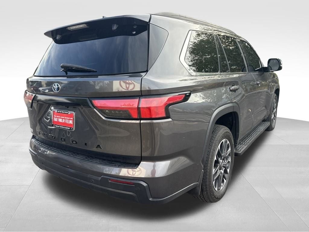 2023 Toyota Sequoia SR5