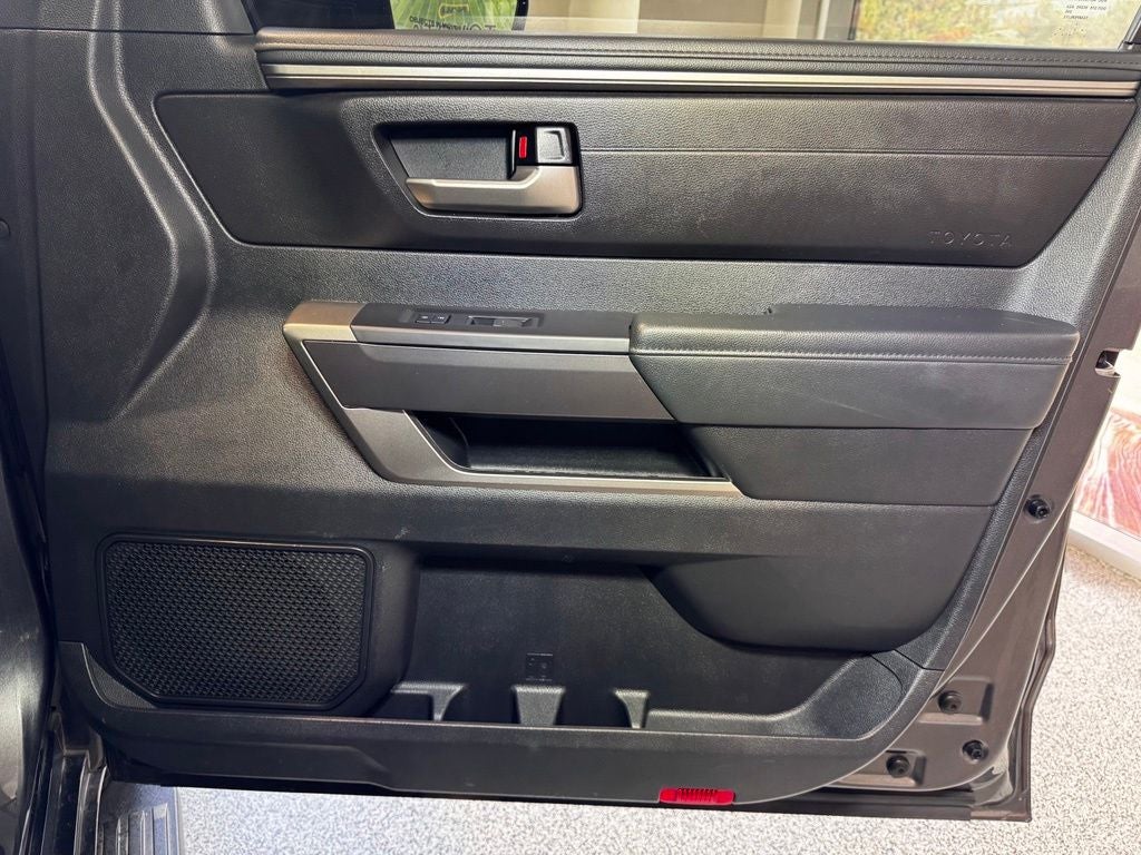 2023 Toyota Sequoia SR5