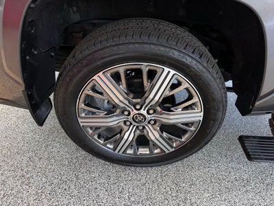 2024 Toyota Sequoia Capstone