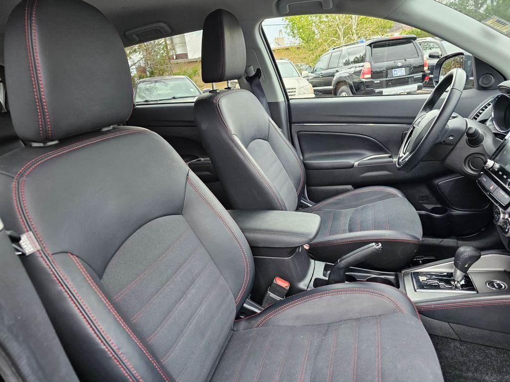 2025 Mitsubishi Outlander Sport 2.0 SE