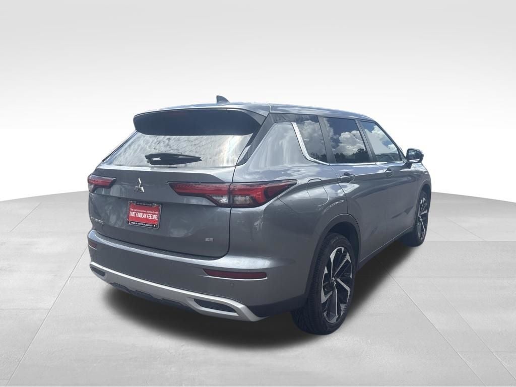 2024 Mitsubishi Outlander SE