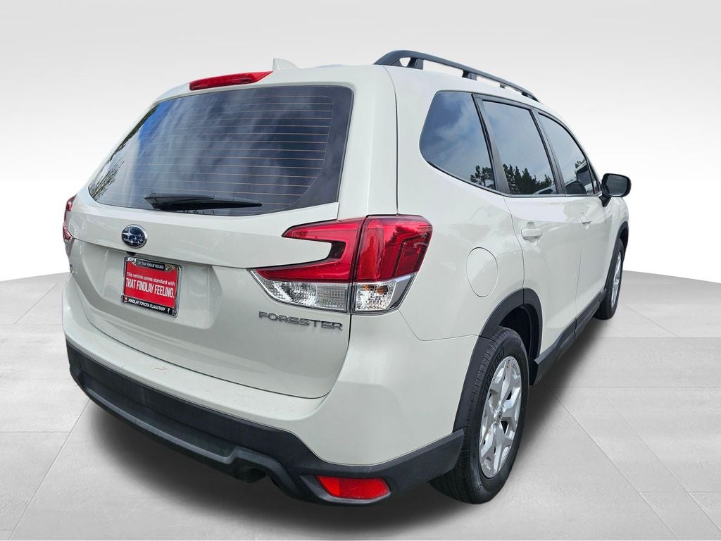 2023 Subaru Forester Base