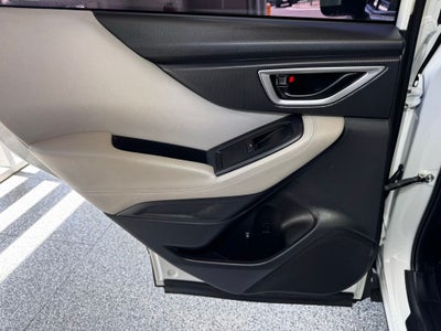 2023 Subaru Forester Base
