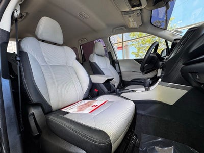 2023 Subaru Forester Base