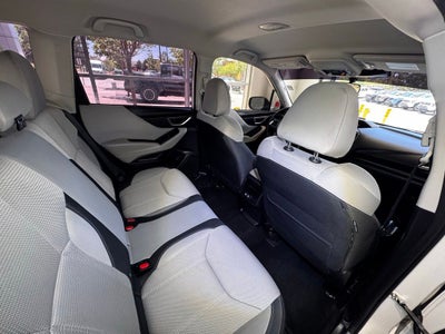 2023 Subaru Forester Base