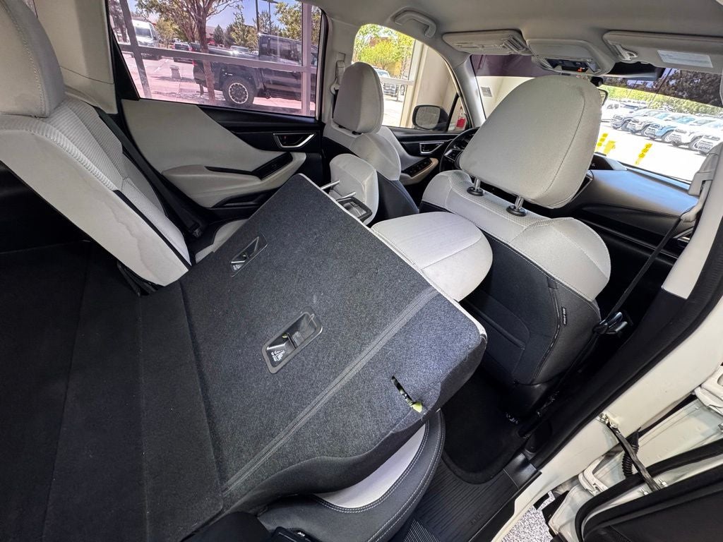 2023 Subaru Forester Base