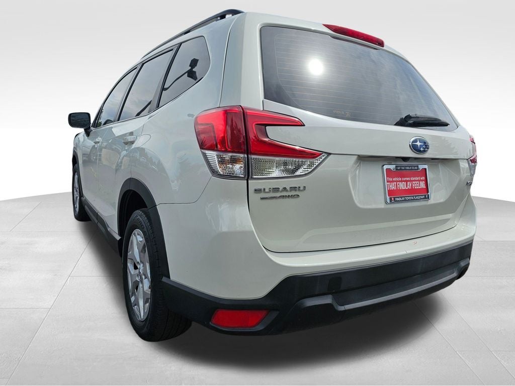 2023 Subaru Forester Base
